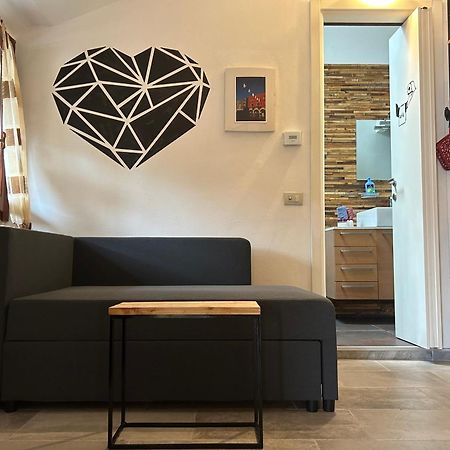 Apartamento Rose' S House Fiera Milano Senago Exterior foto